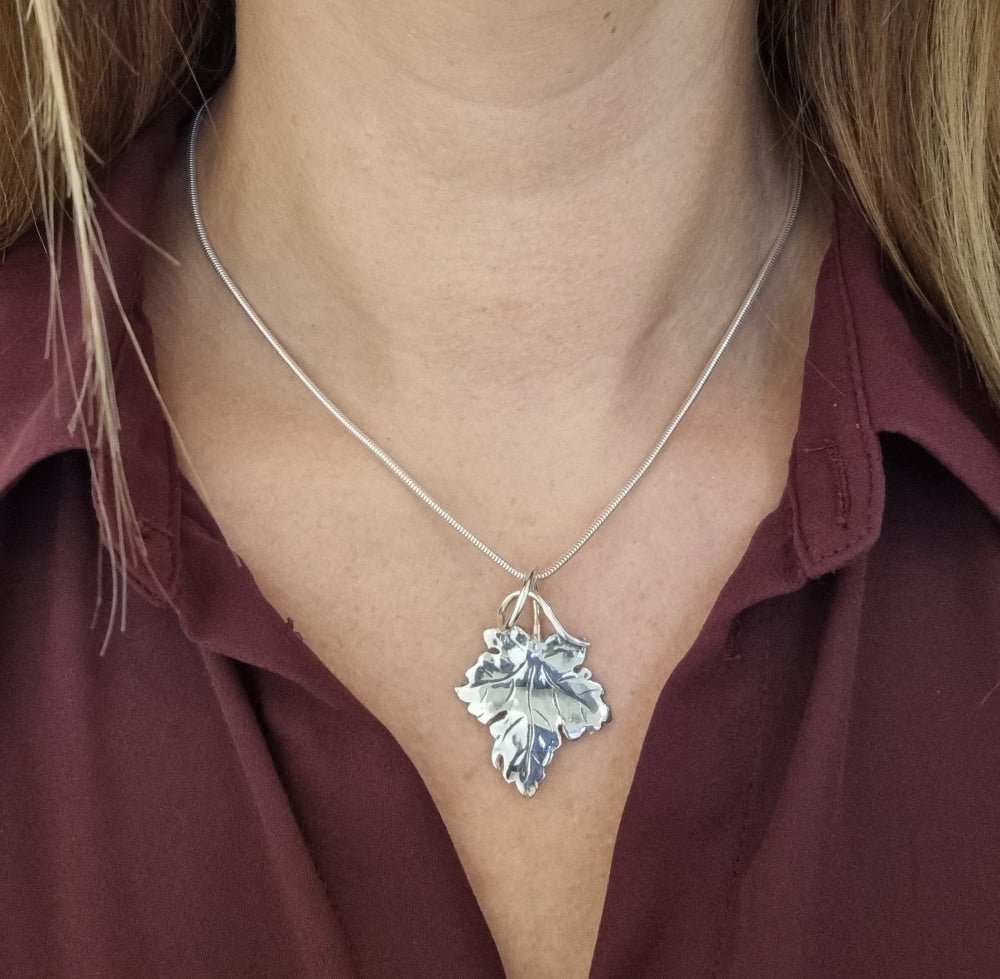 HUMLELÖV halsband - Guldviva Jewellery