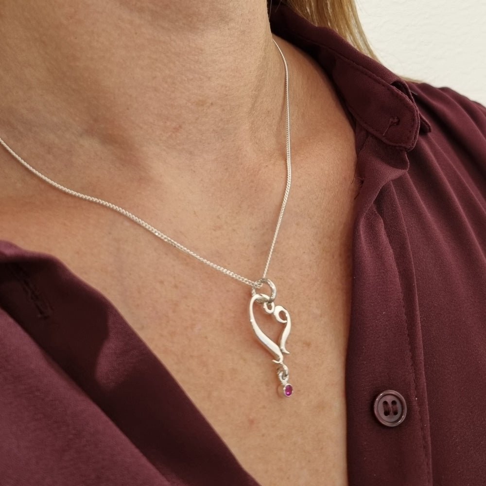 RUBINHJÄRTA halsband - Guldviva Jewellery
