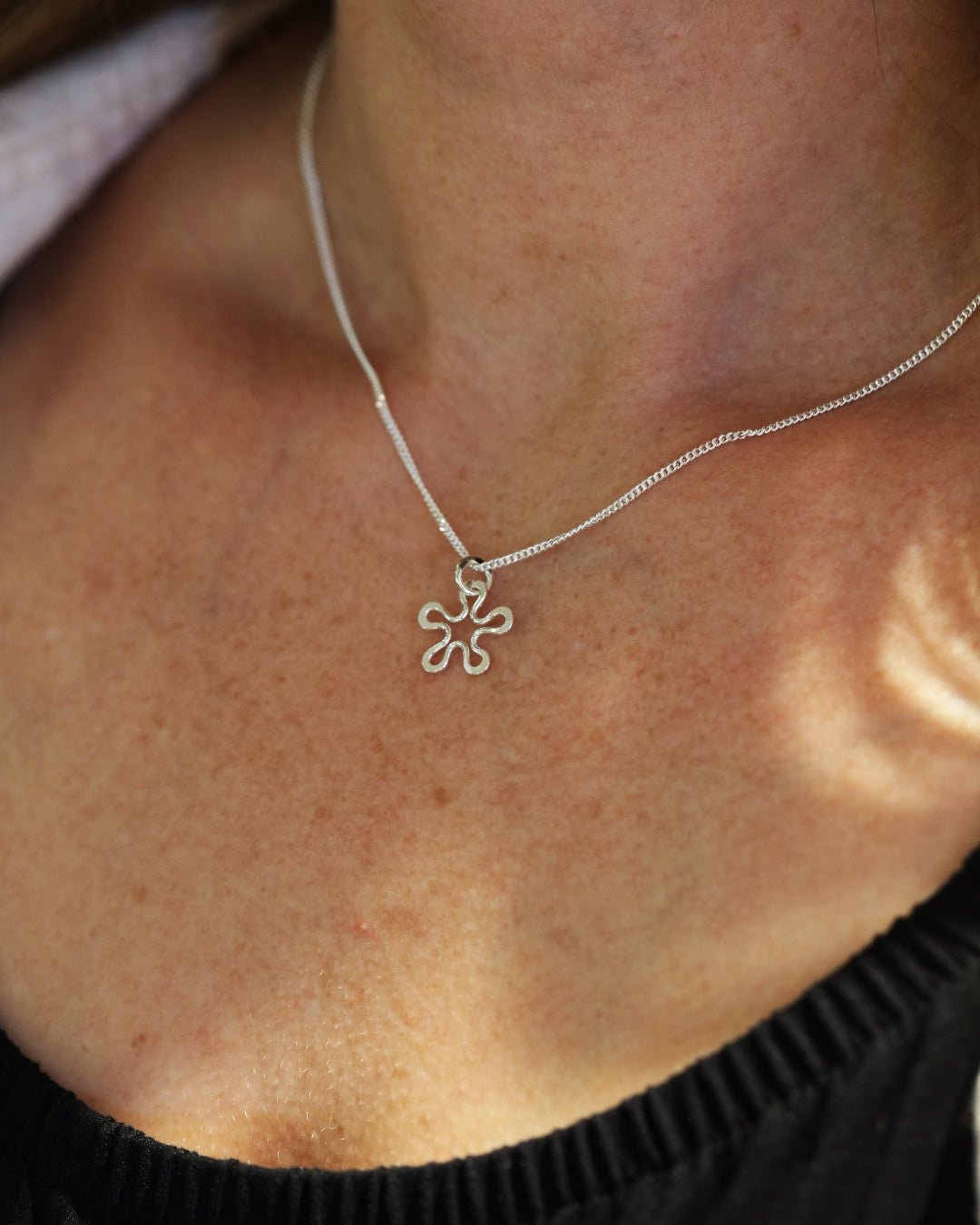 BLOMMAN™ XS halsband - Guldviva Jewellery