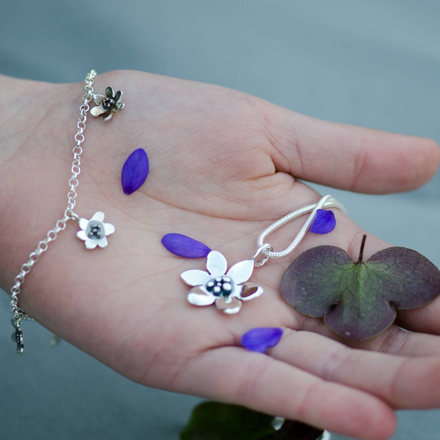 BLÅSIPPA BERLOCK armband - Guldviva Jewellery