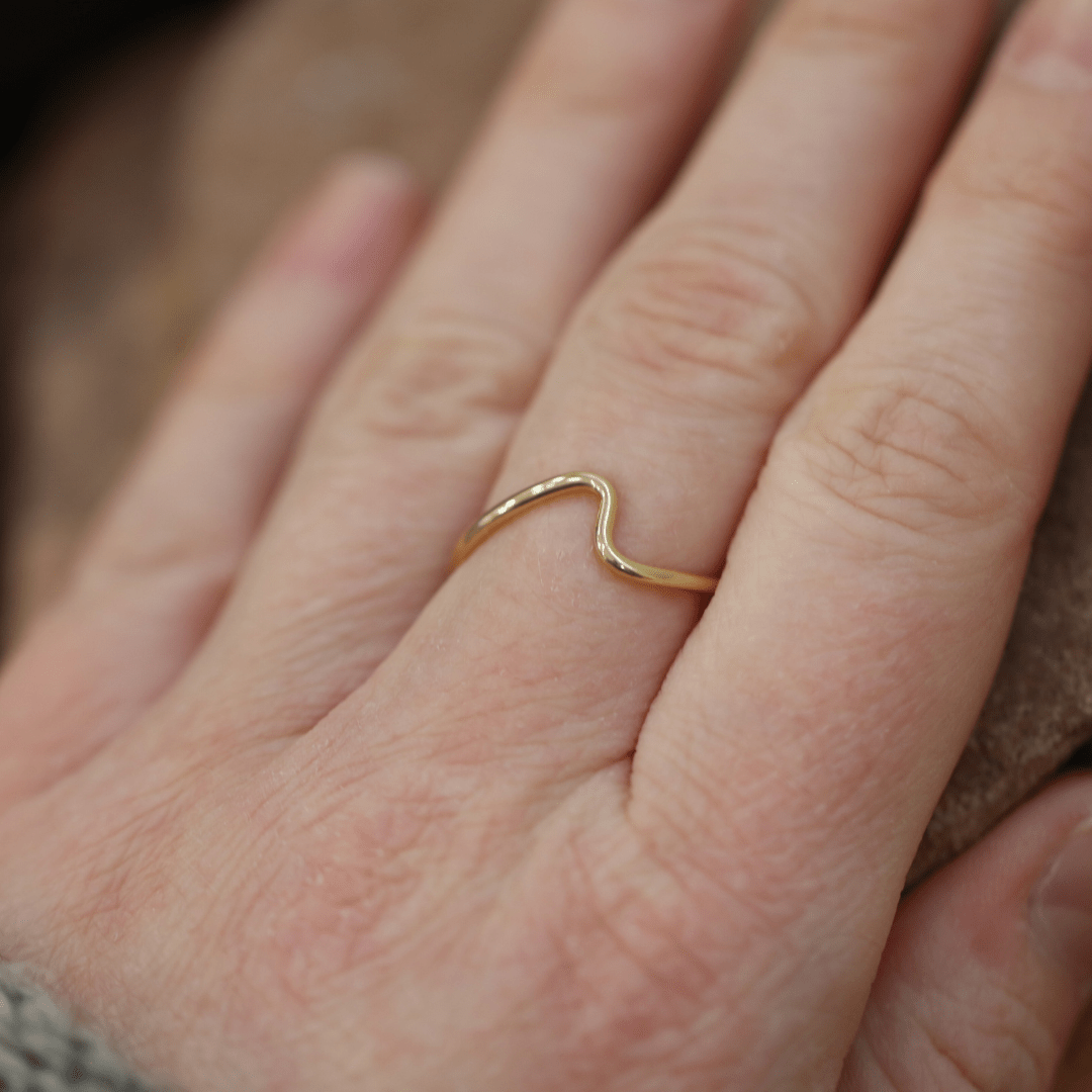 VÅGEN 18K ring - Guldviva Jewellery