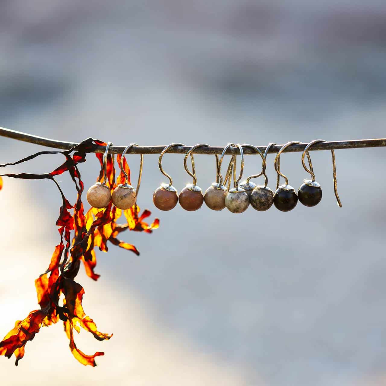 STRAND örhängen på krok - Guldviva Jewellery